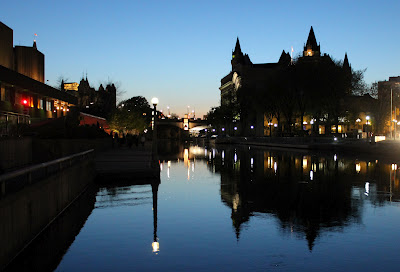 You are currently viewing Photo Friday: Ottawa After Dark